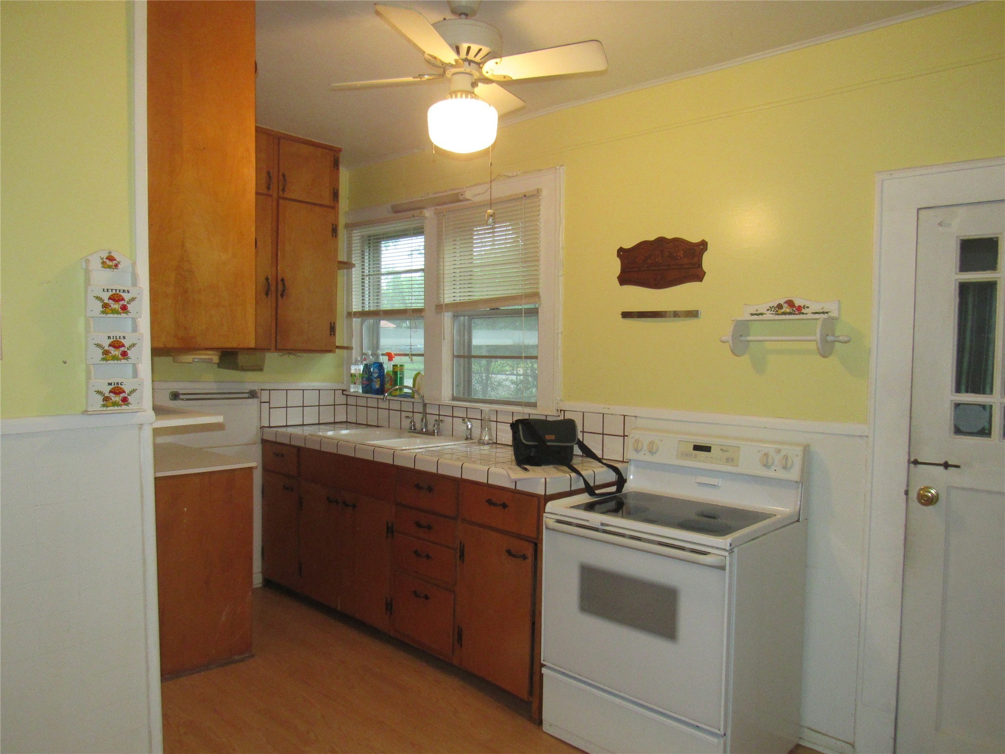 101 E Murray Street Denison TX 75021