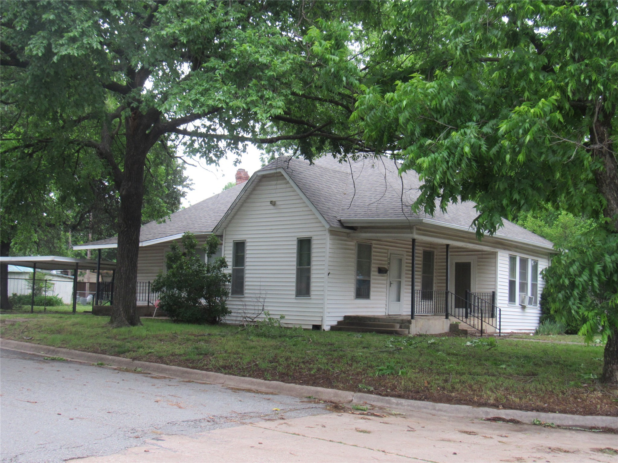101 E Murray Street Denison TX 75021