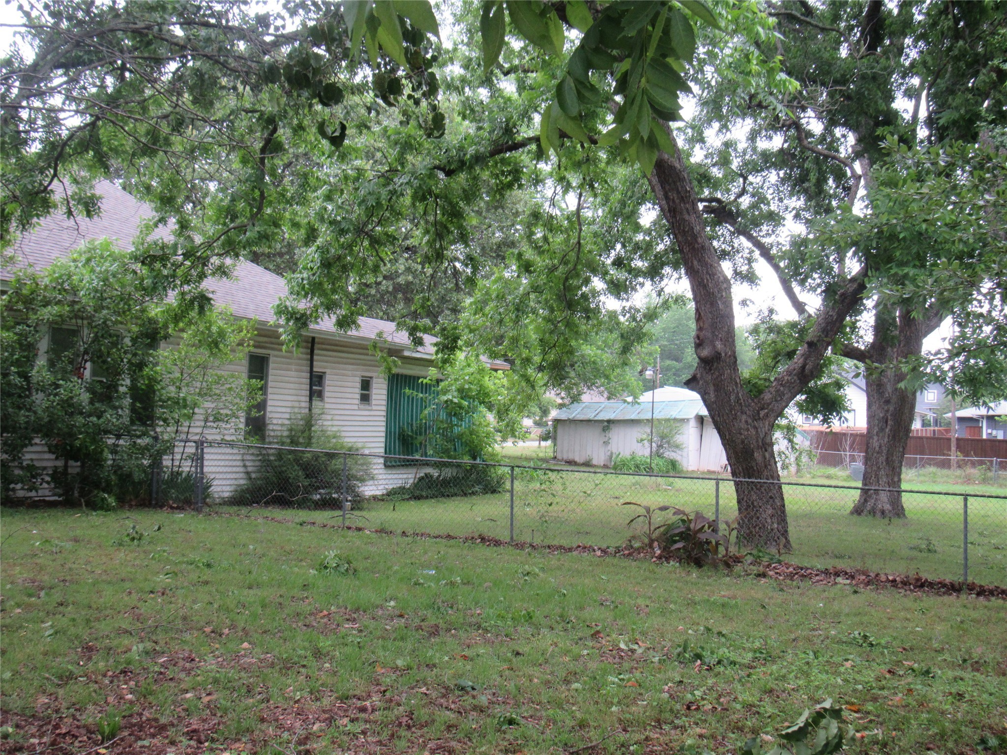 101 E Murray Street Denison TX 75021
