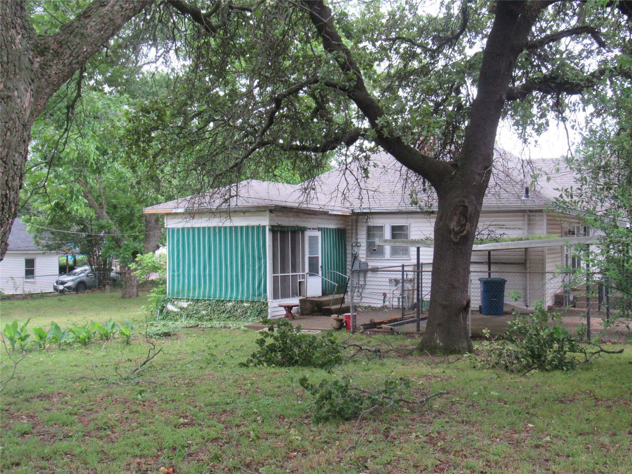 101 E Murray Street Denison TX 75021