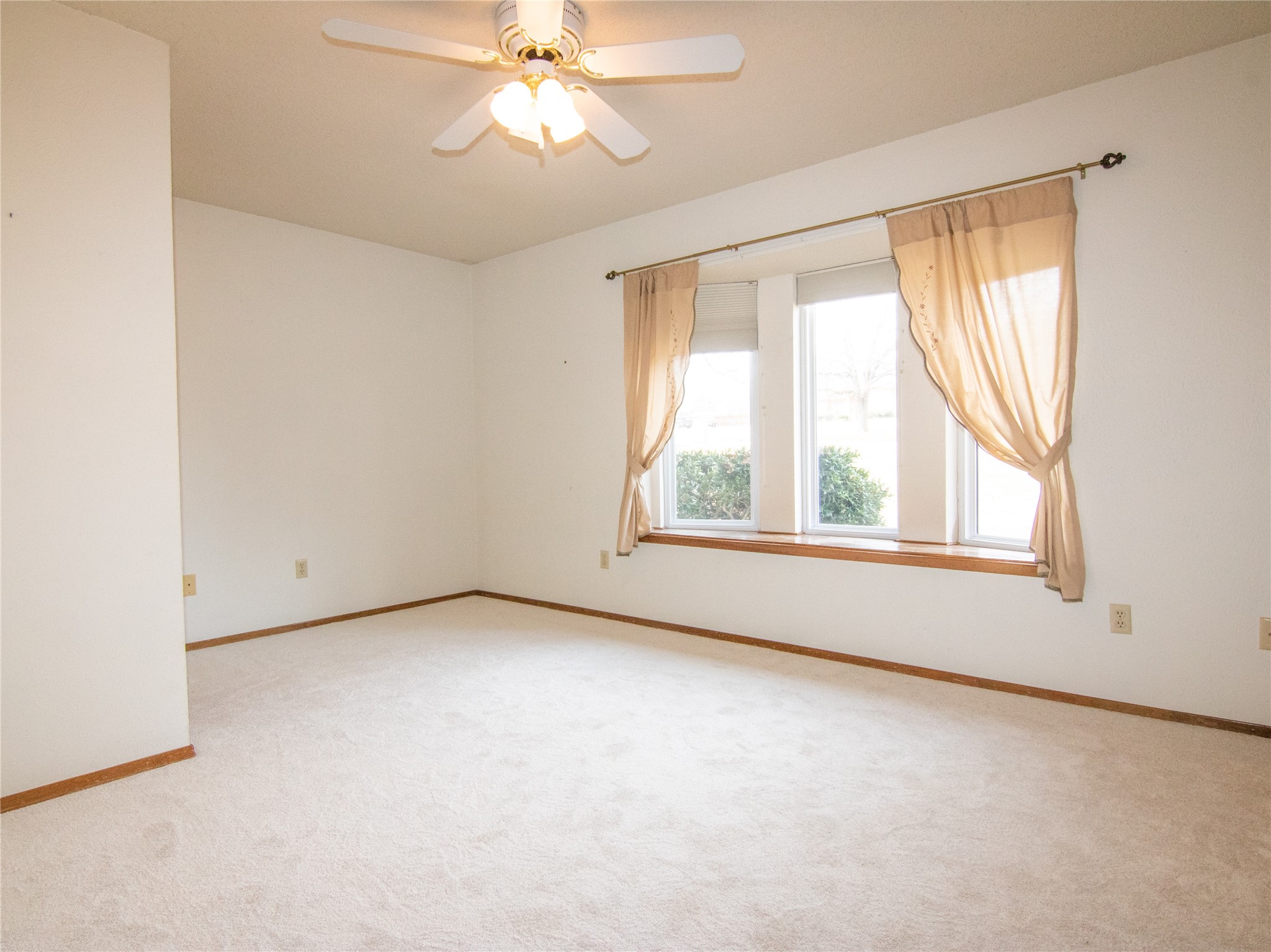 917 Hillside Drive Copper Canyon TX 75077