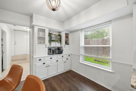 3732 Kiest Knoll Drive Dallas TX 75233