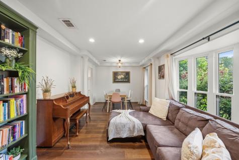 3732 Kiest Knoll Drive Dallas TX 75233