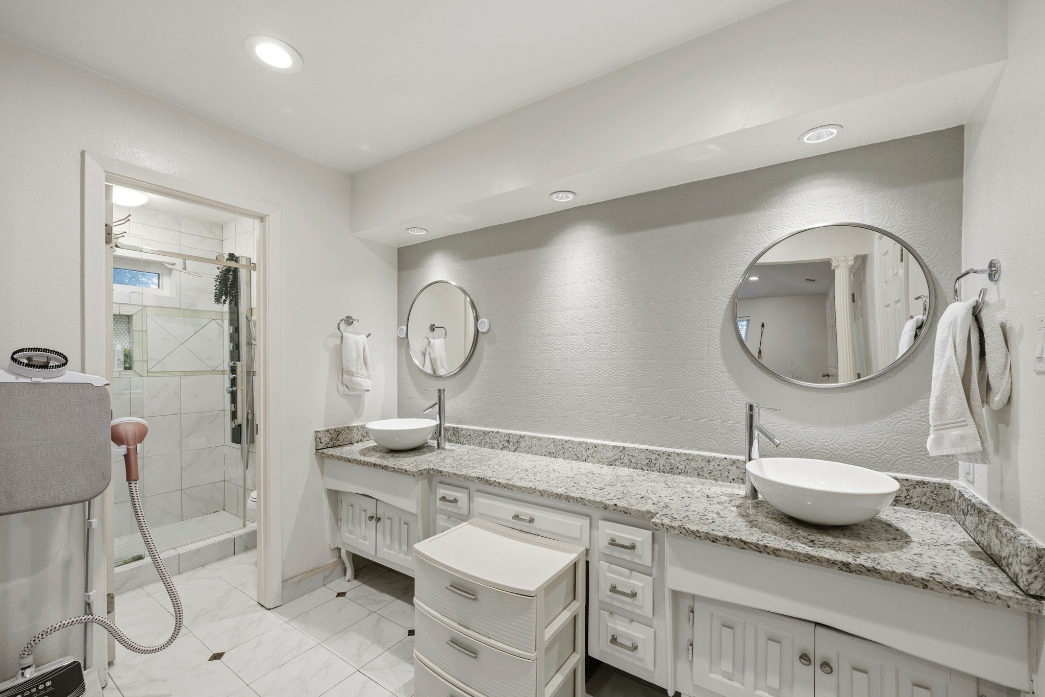 3732 Kiest Knoll Drive Dallas TX 75233