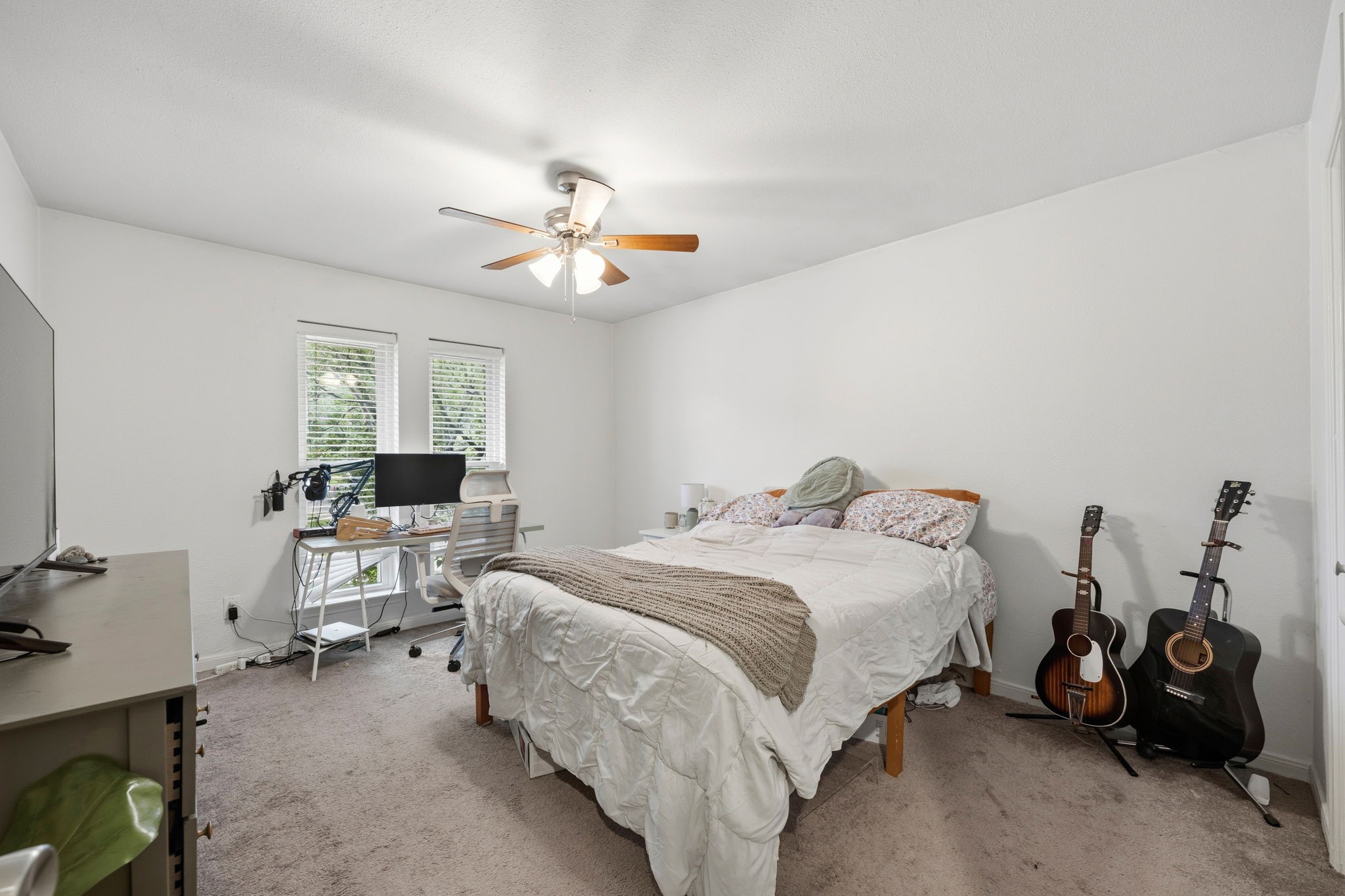 3732 Kiest Knoll Drive Dallas TX 75233