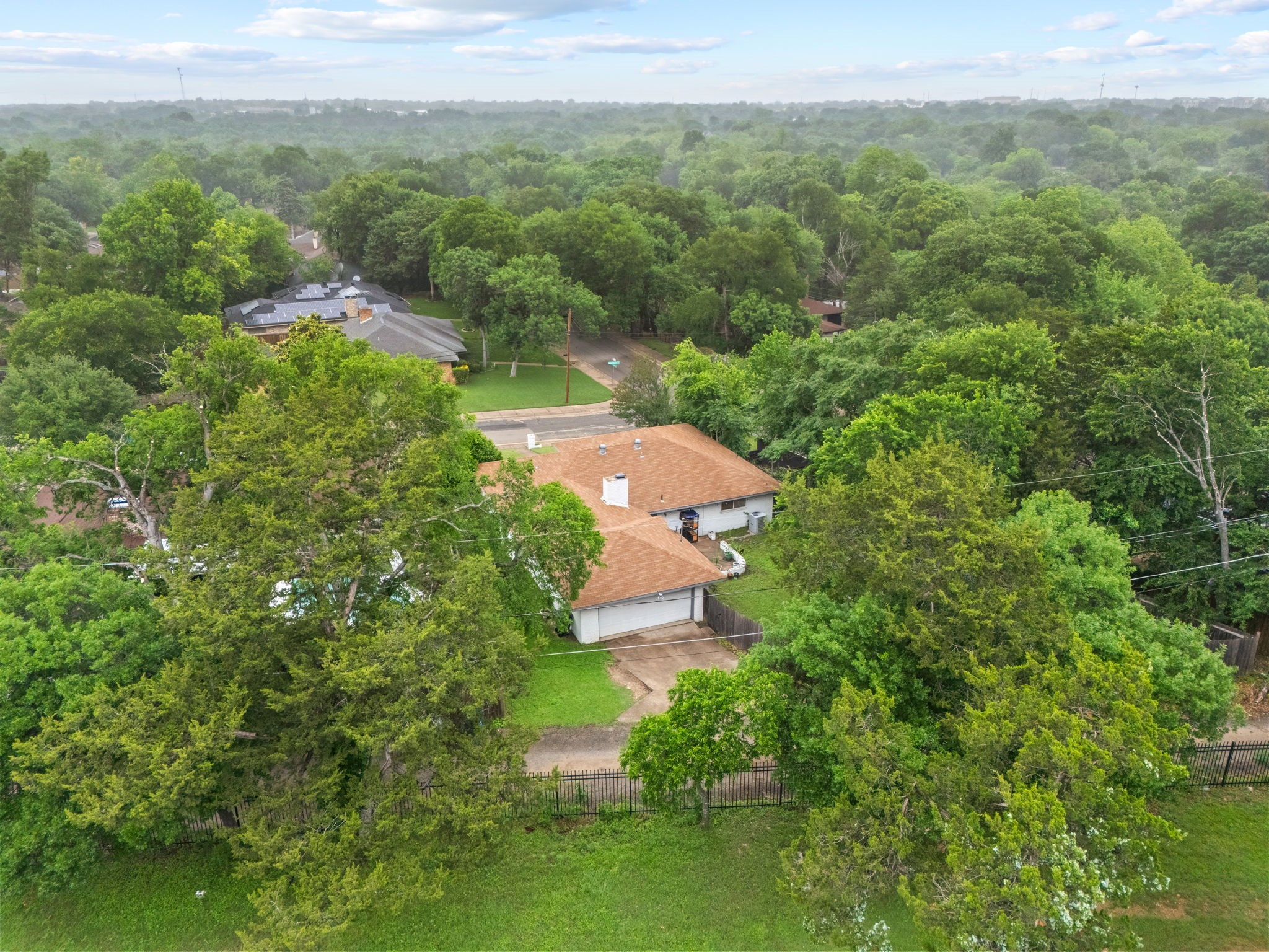 3732 Kiest Knoll Drive Dallas TX 75233