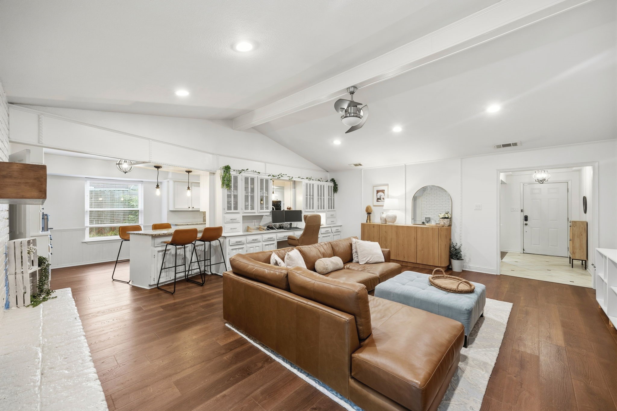 3732 Kiest Knoll Drive Dallas TX 75233