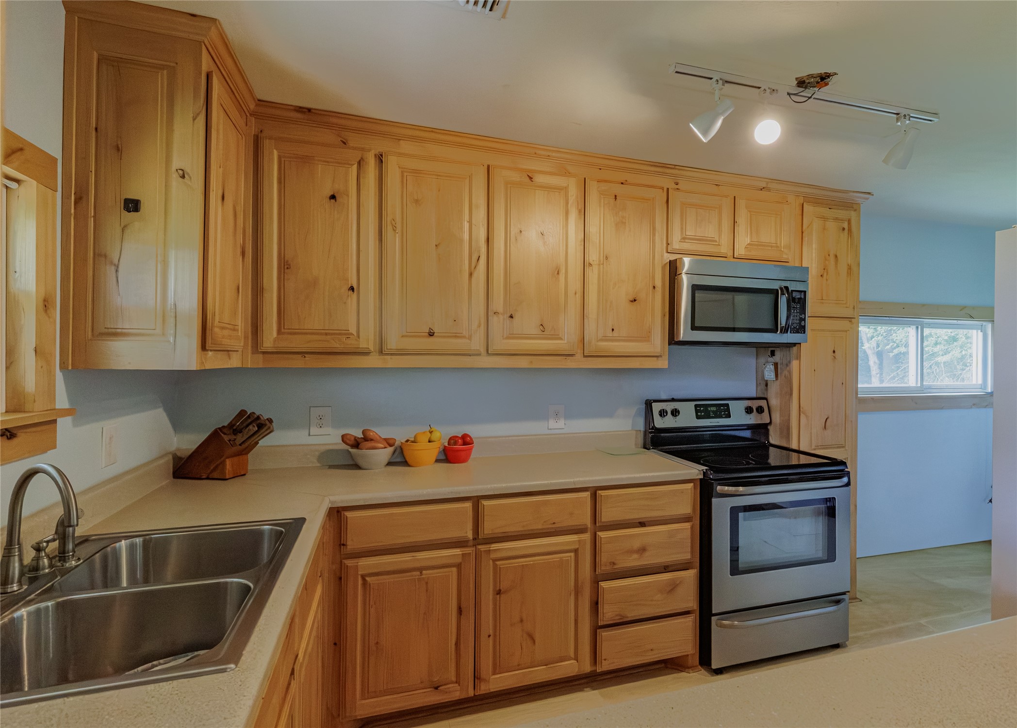 3365 N Fm 730 Decatur TX 76234