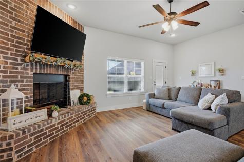 1411 Saratoga Drive Sherman TX 75092