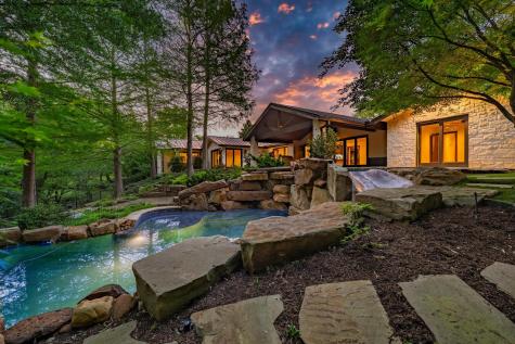 7151 Greentree Lane Dallas TX 75214
