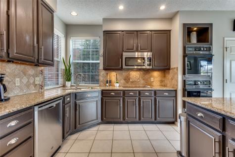2628 Valley Creek Trail Mckinney TX 75072