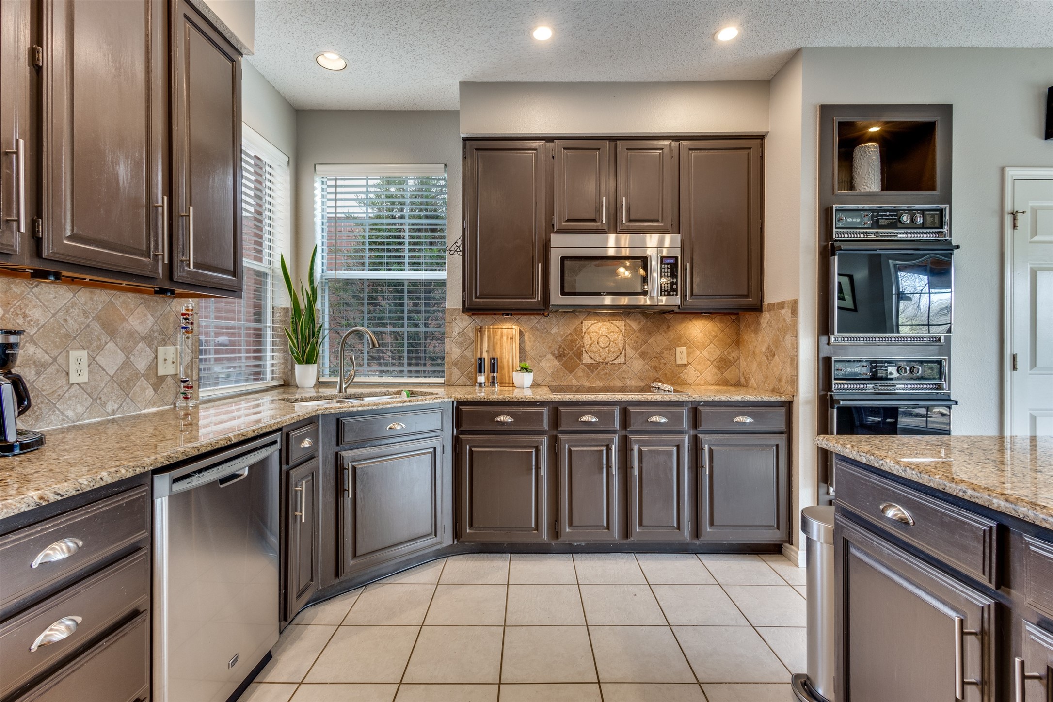 2628 Valley Creek Trail Mckinney TX 75072