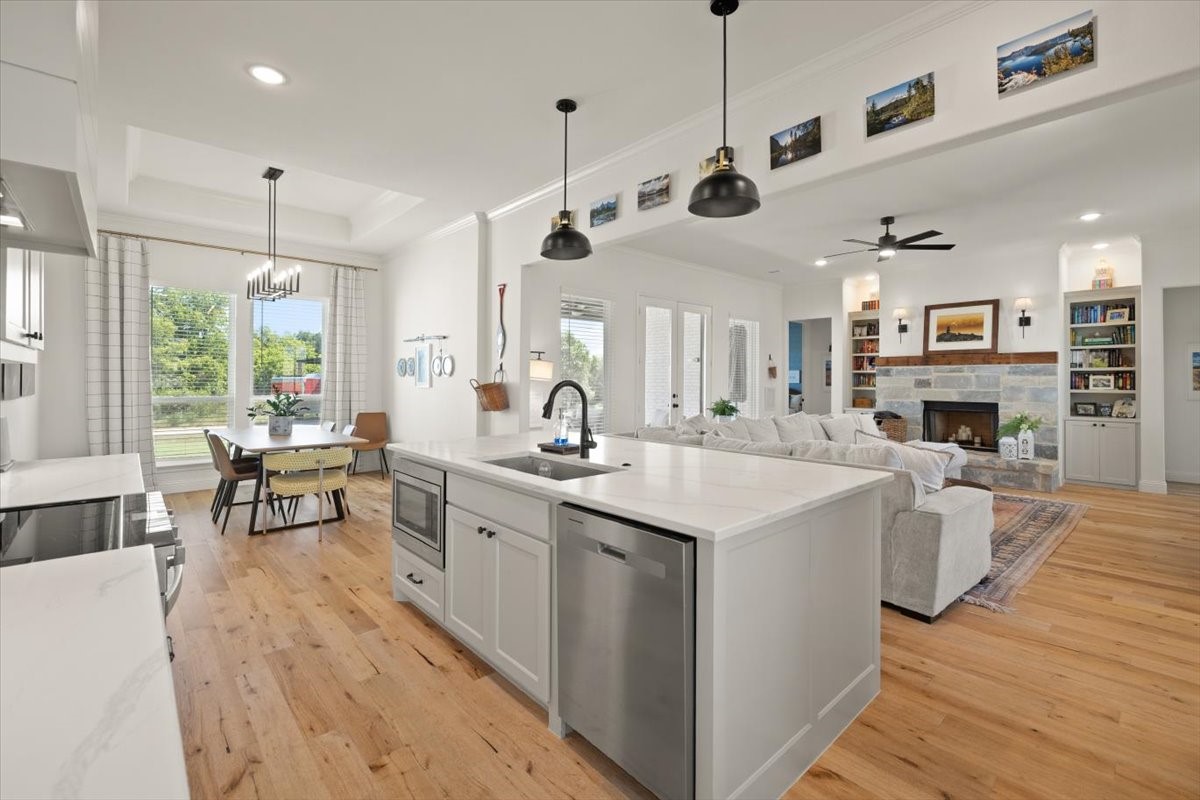 1028 Gatlin Circle Springtown TX 76082