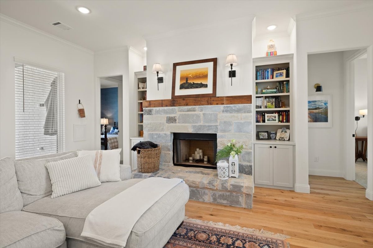 1028 Gatlin Circle Springtown TX 76082