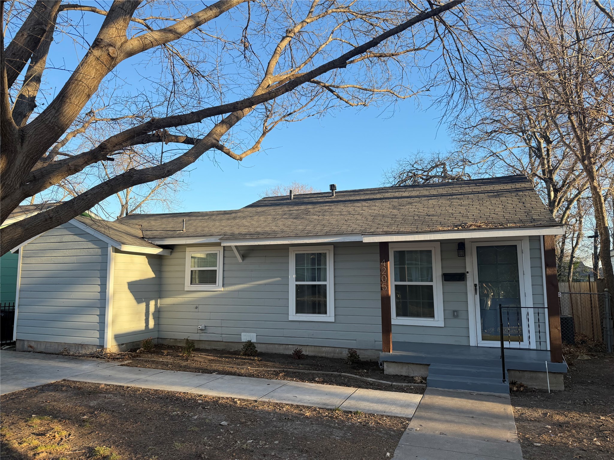 4205 Valentine Street Fort Worth TX 76107