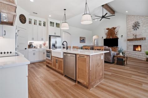 2036 Downslope Lane Weatherford TX 76087