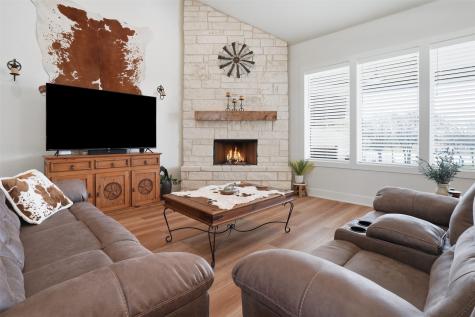2036 Downslope Lane Weatherford TX 76087
