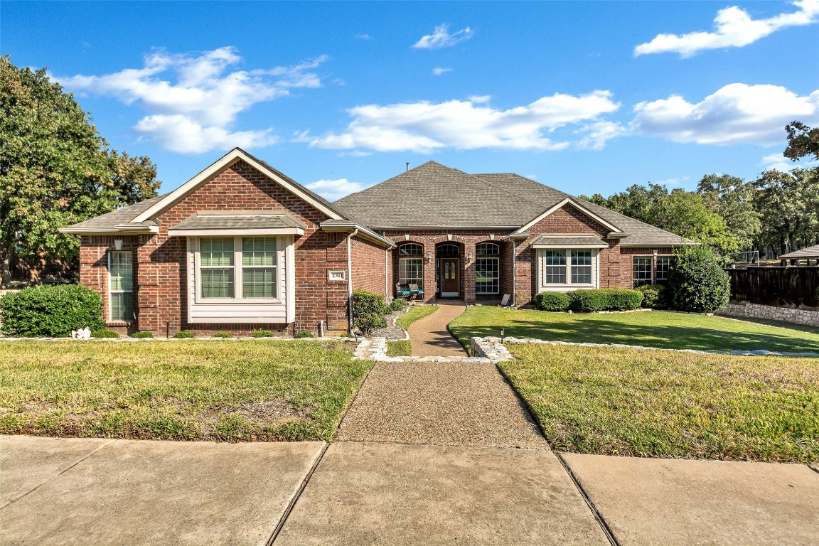 2311 Creekedge Court Corinth TX 76210