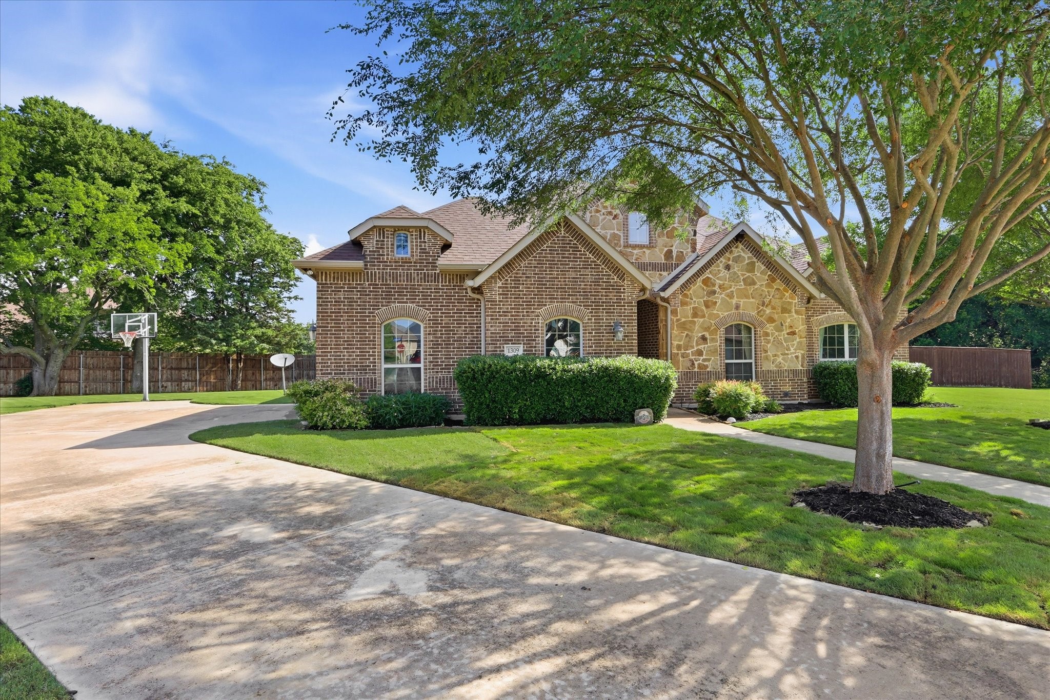 1309 Chisholm Trail Court Midlothian TX 76065