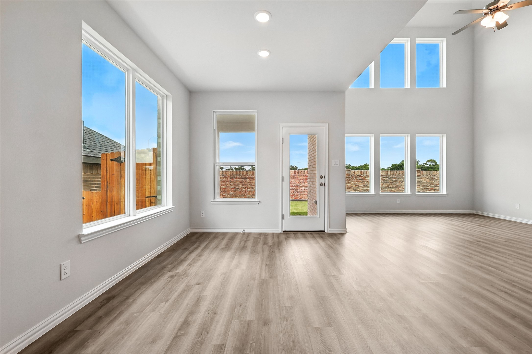 1425 Odette Drive Arlington TX 76013
