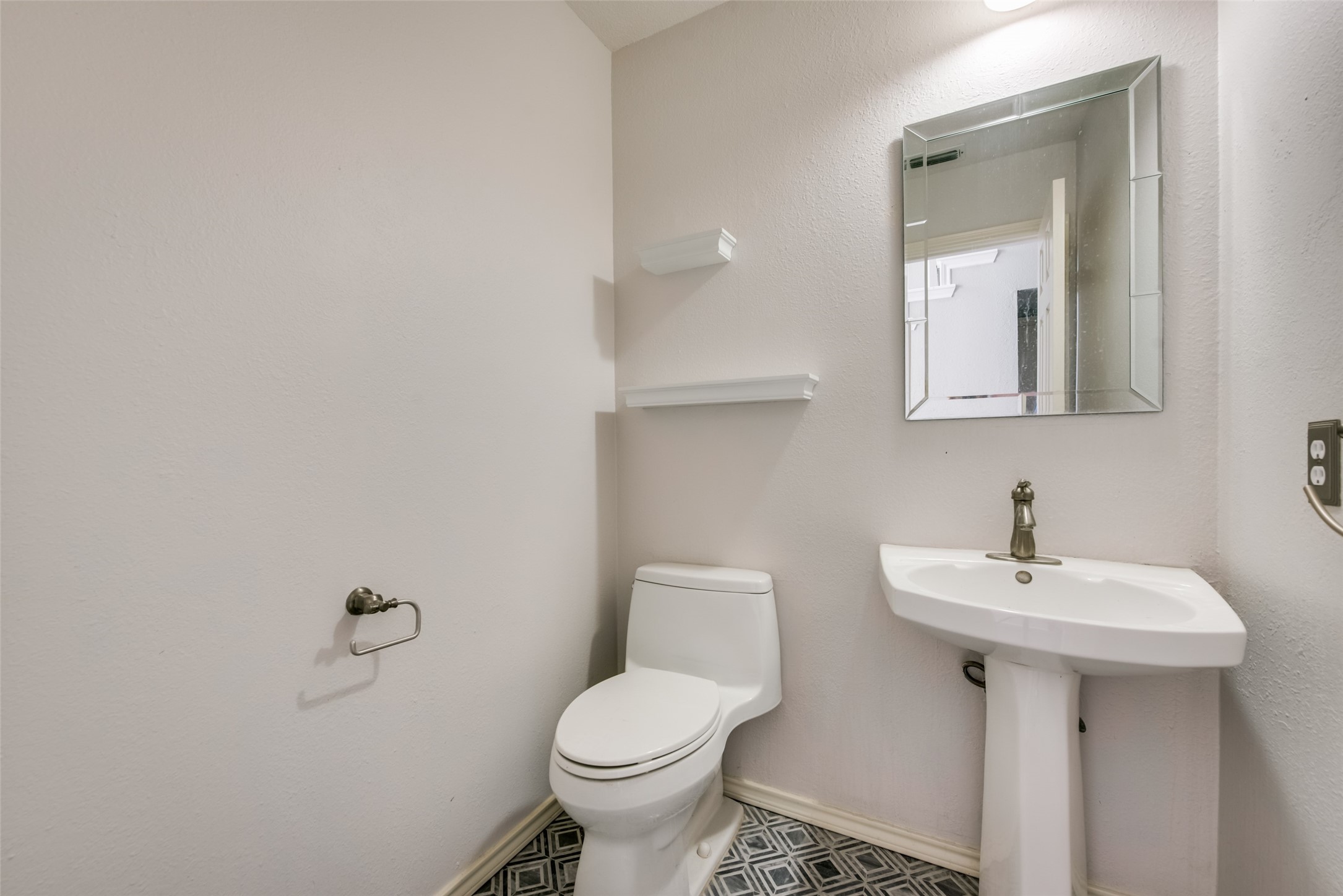 2007 Firewater Place Lewisville TX 75067