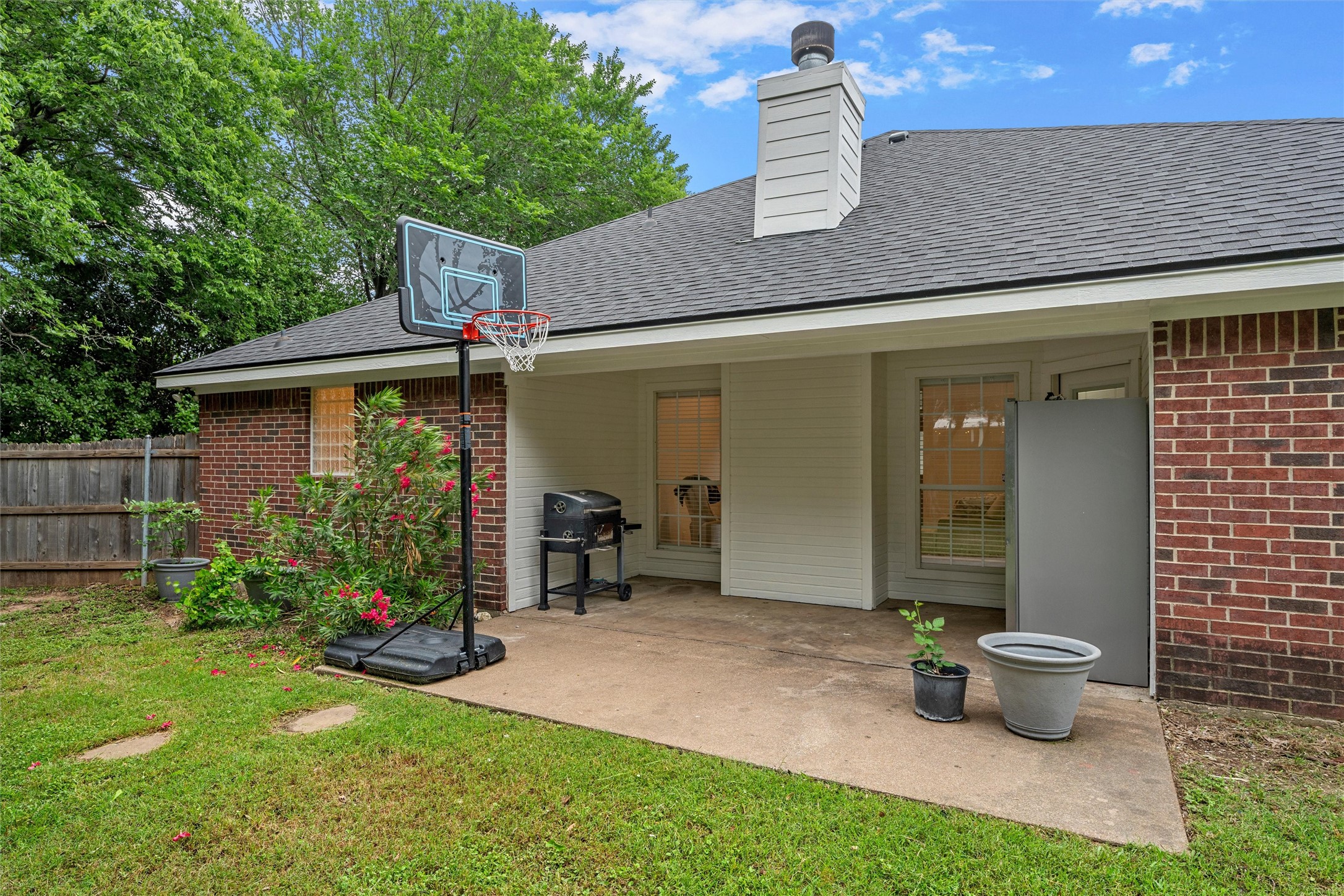 209 W Karnes Drive Waco TX 76706
