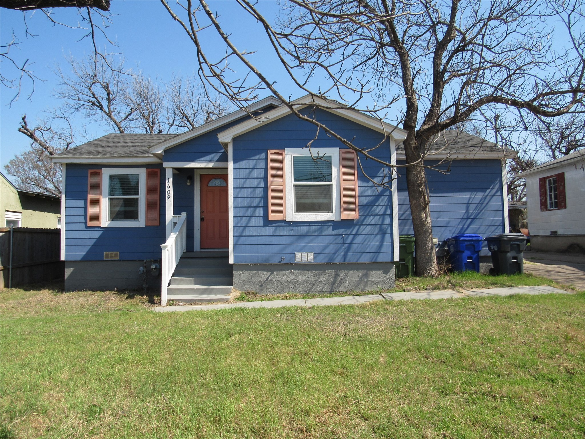 1609 N 18th Street Waco TX 76707