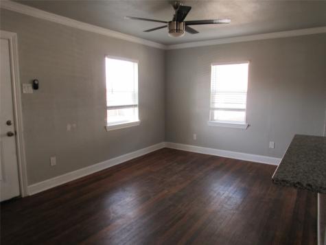1609 N 18th Street Waco TX 76707