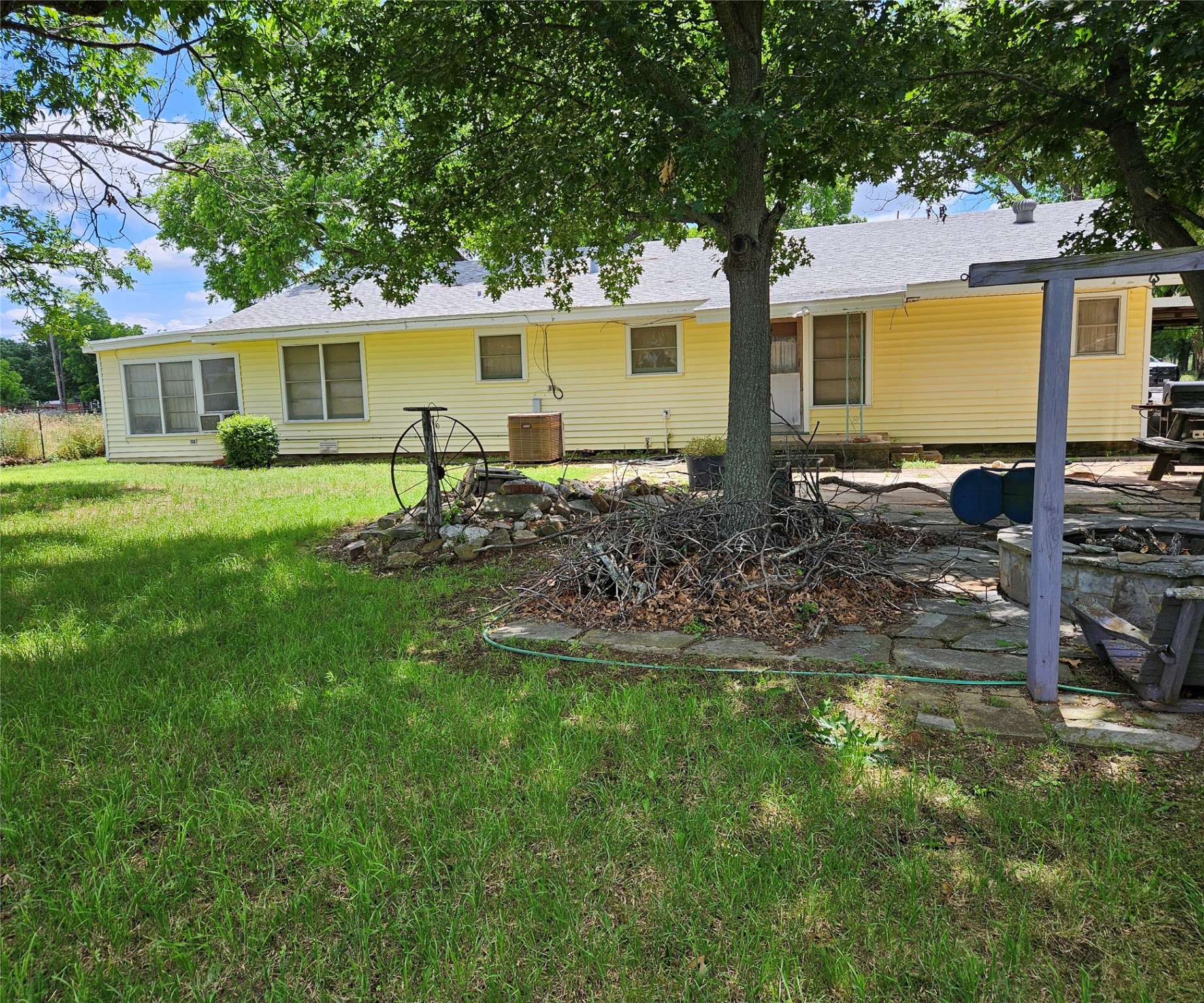 109 Bluebonnet Drive Paradise TX 76073
