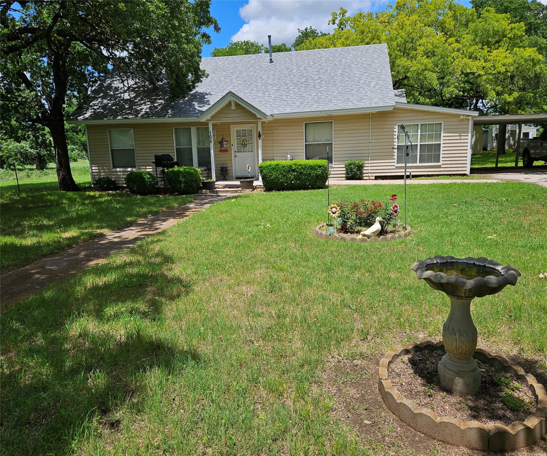 109 Bluebonnet Drive Paradise TX 76073