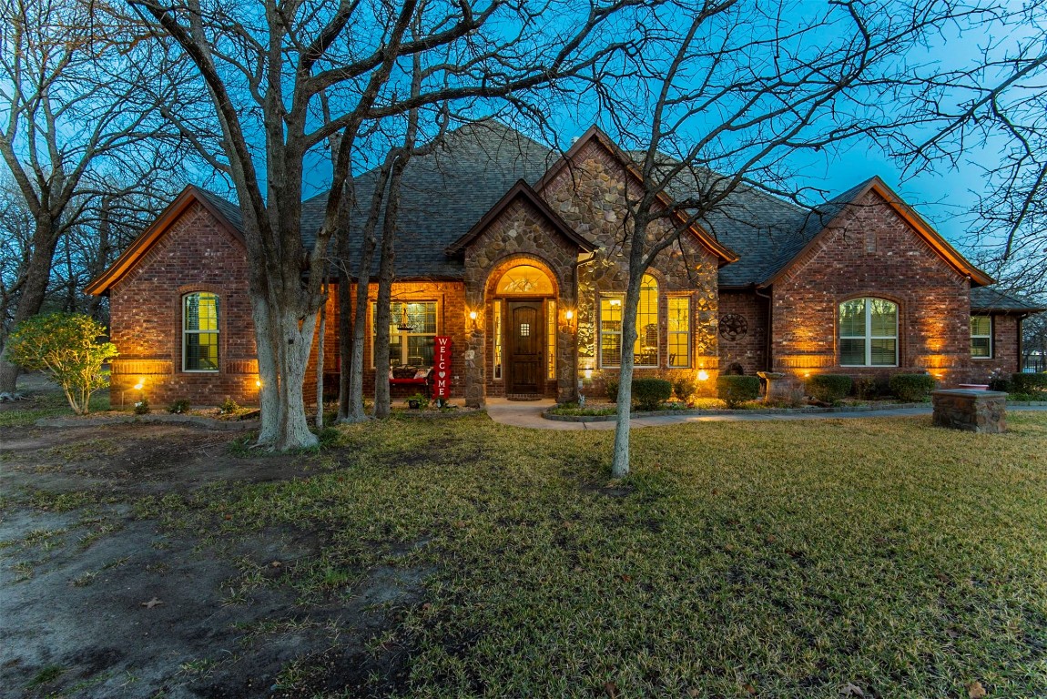 258 S Natural Springs Lane Azle TX 76020