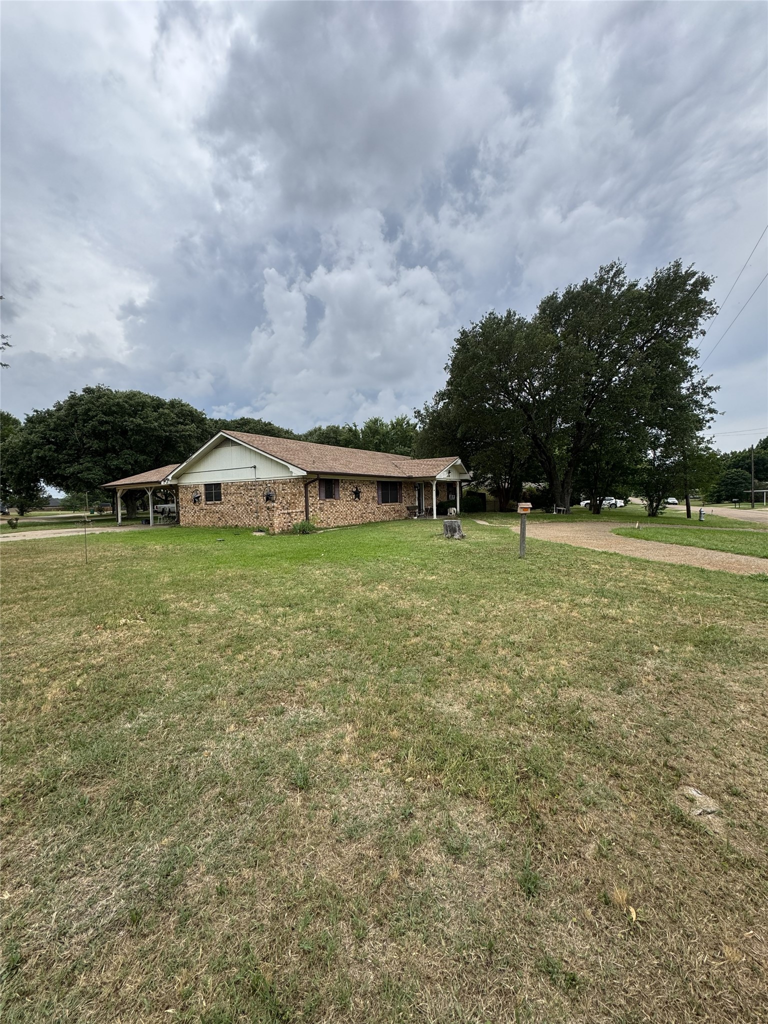 636 E Kempner Street Mabank TX 75147