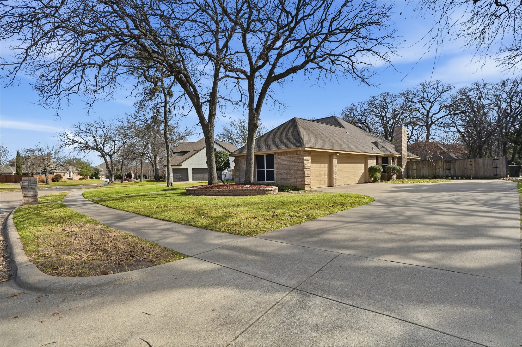 1312 Crows Nest Court Azle TX 76020