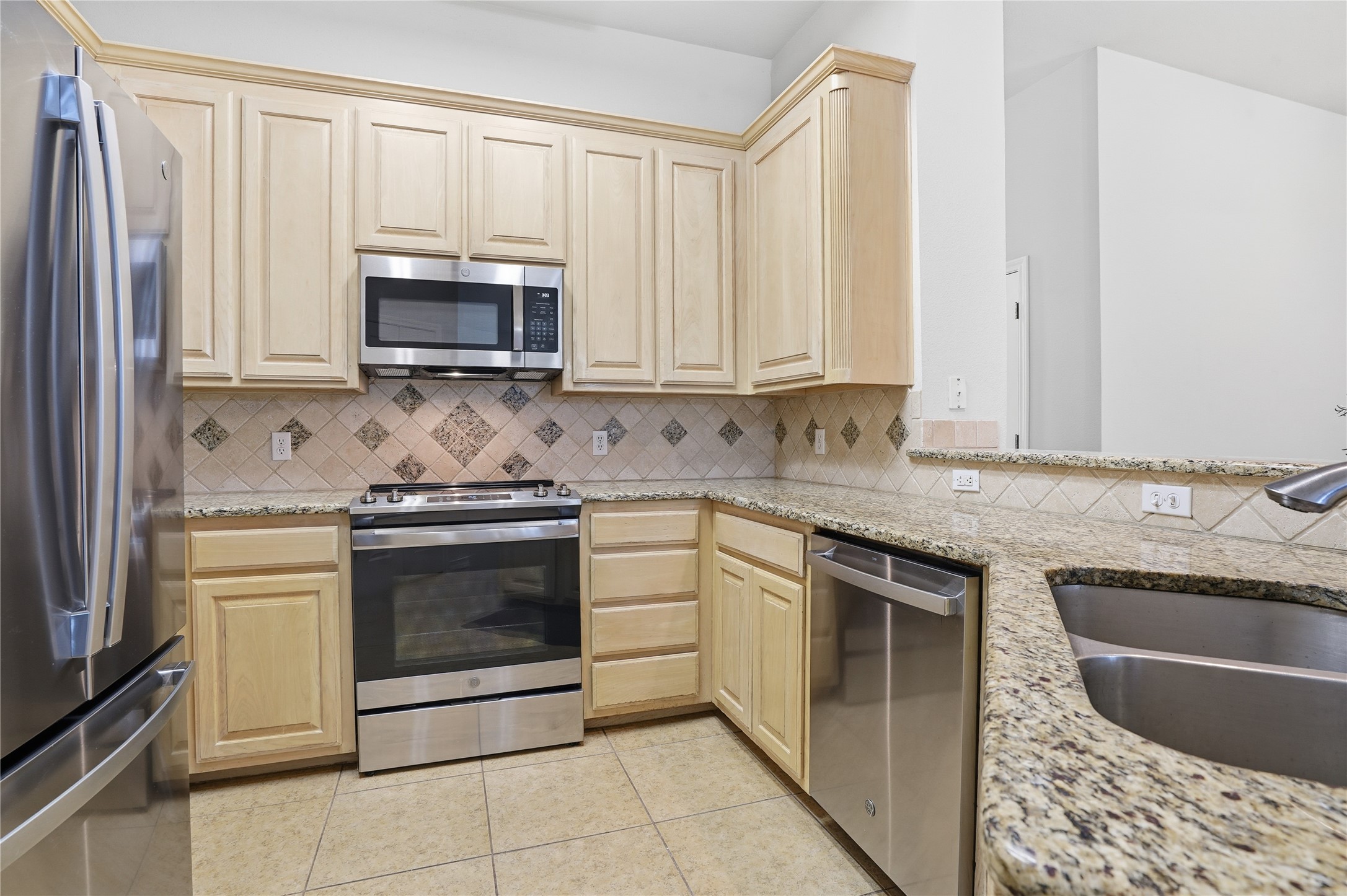 1312 Crows Nest Court Azle TX 76020