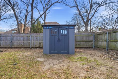 1312 Crows Nest Court Azle TX 76020