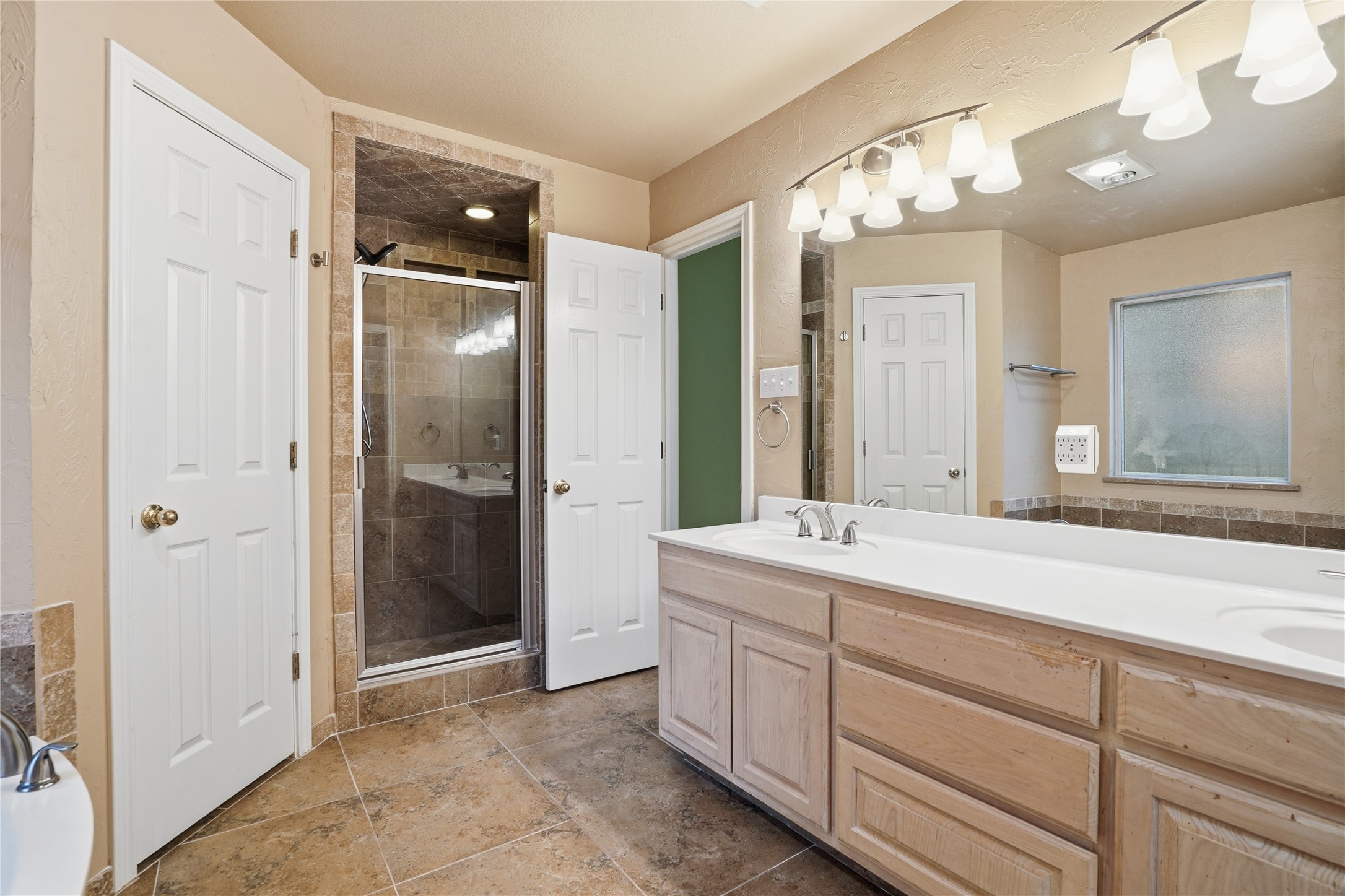 1312 Crows Nest Court Azle TX 76020