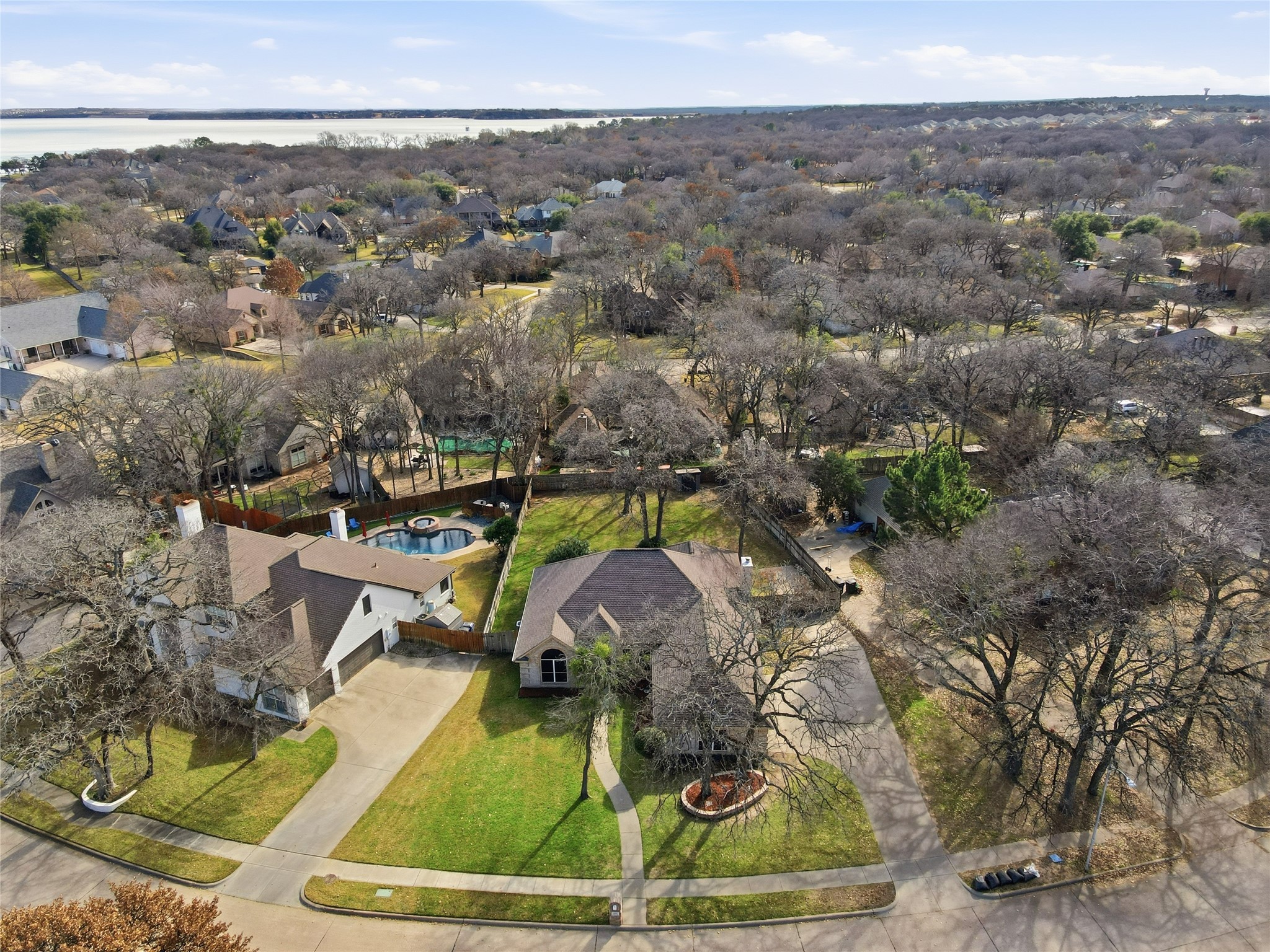 1312 Crows Nest Court Azle TX 76020
