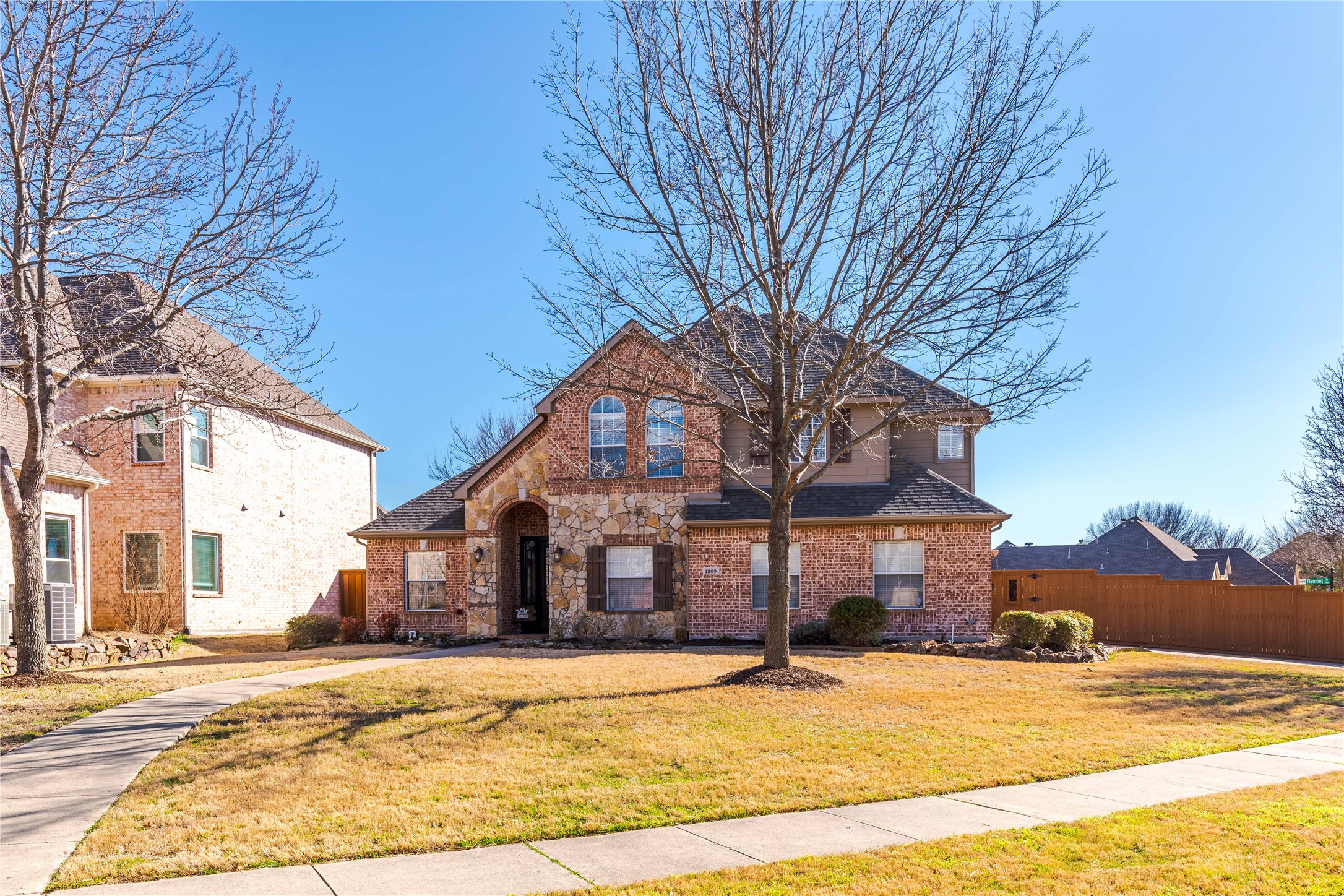 1809 Whitney Lane Mckinney TX 75072