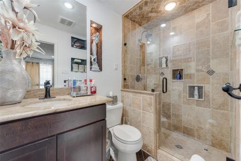 1911 White Rose Lane Carrollton TX 75007