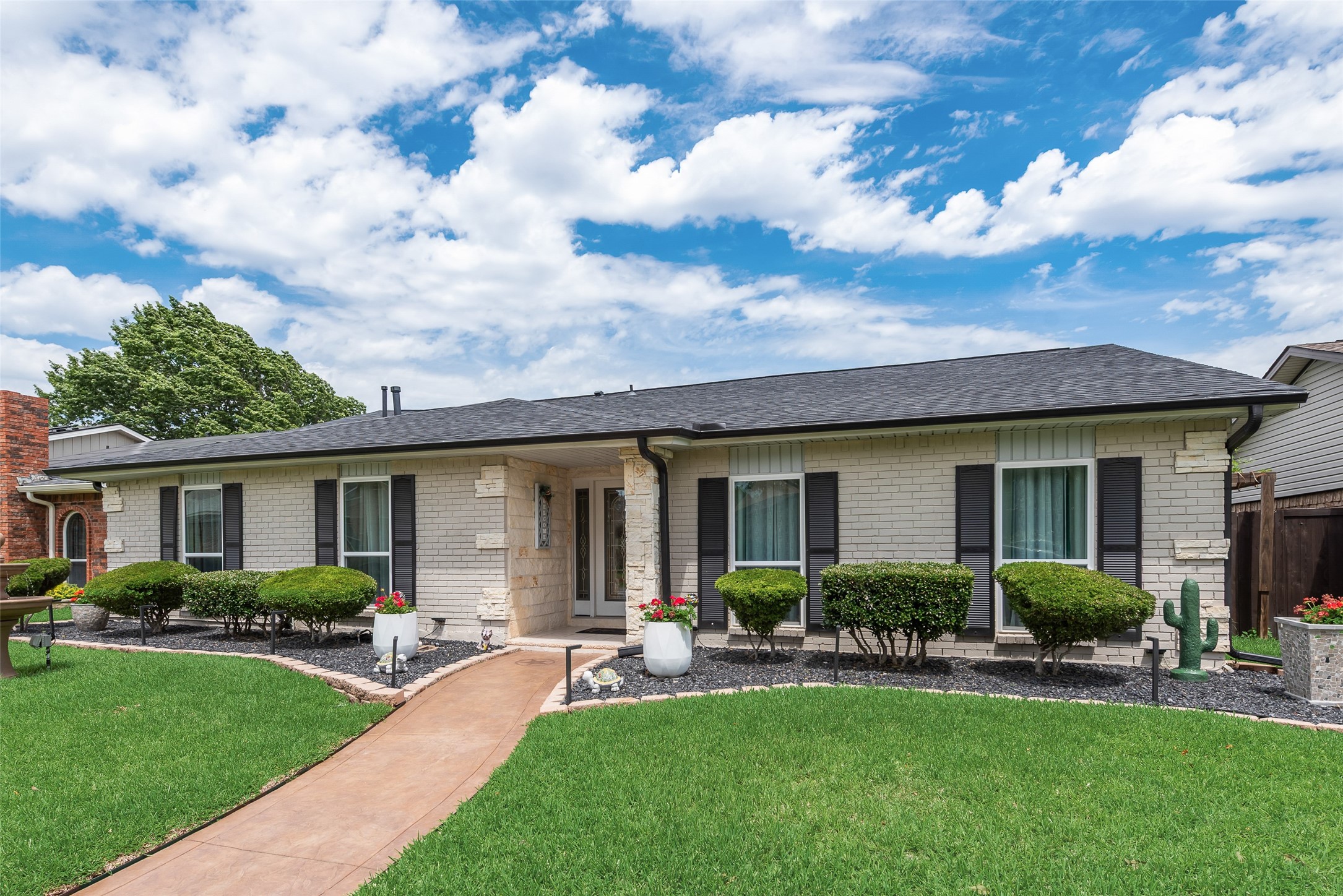 1911 White Rose Lane Carrollton TX 75007