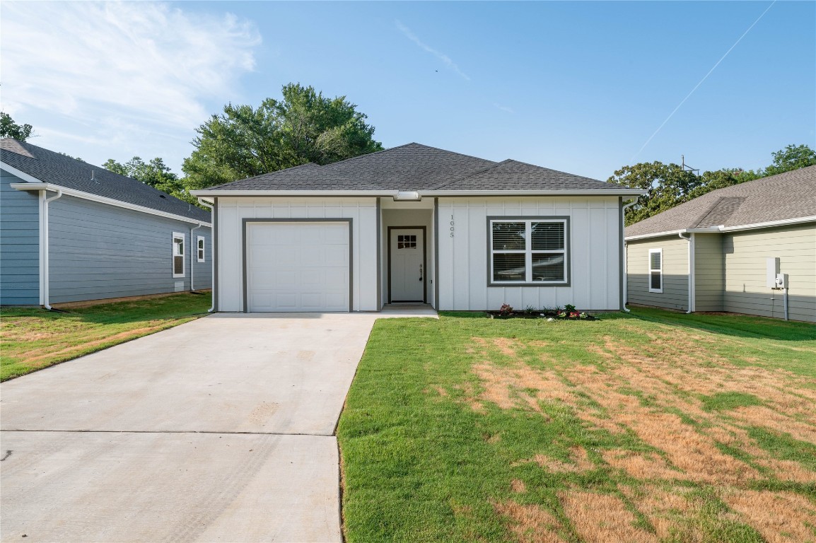 1005 Dubois Street Denison TX 75020