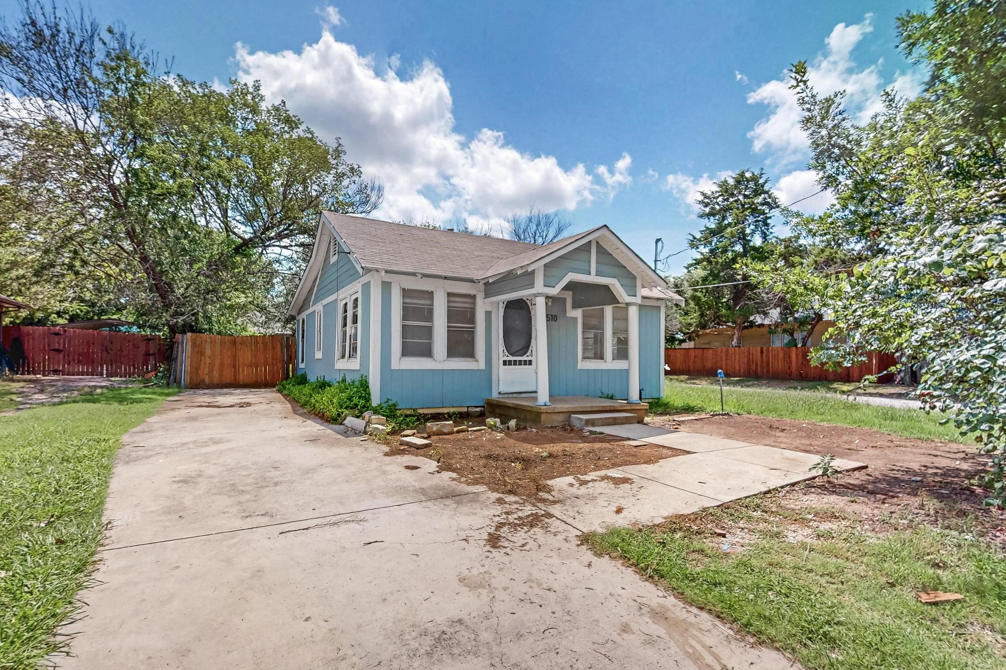510 N Bradshaw Street Denton TX 76209
