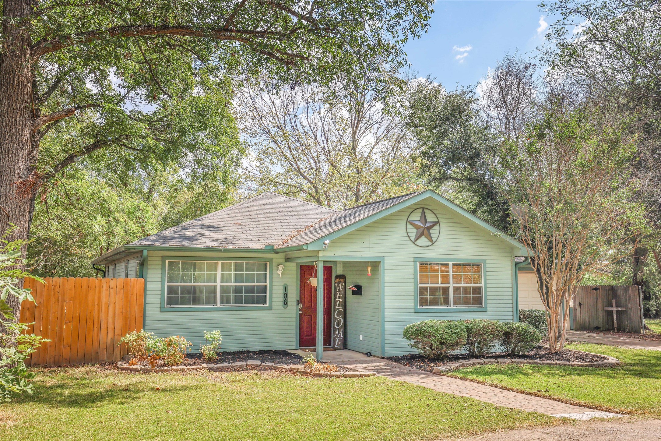 106 N 1st Street Wills Point TX 75169