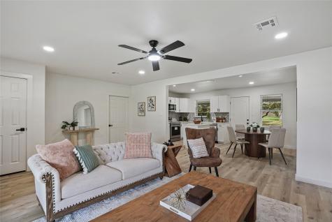 707 N Holly Avenue Sherman TX 75092