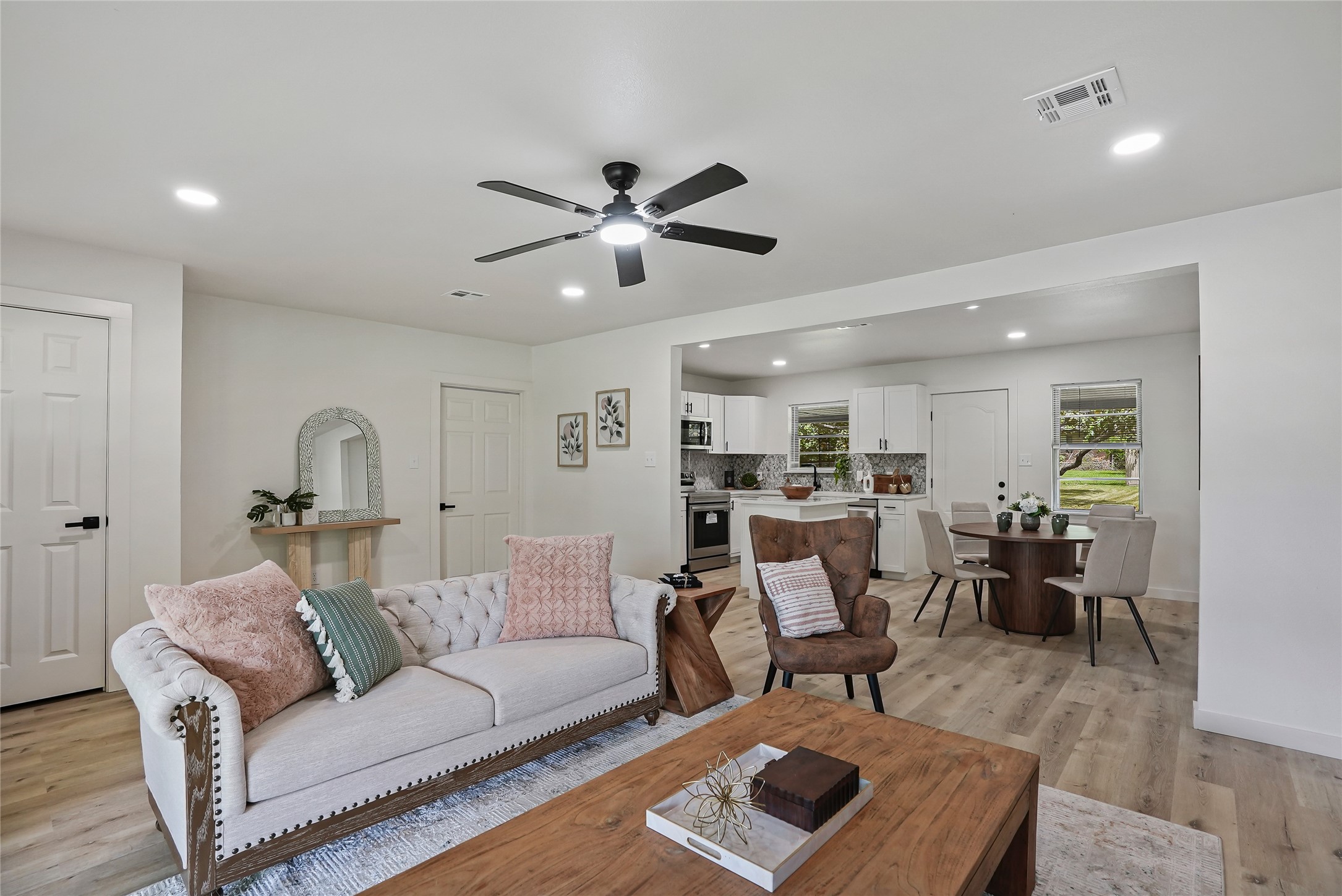707 N Holly Avenue Sherman TX 75092