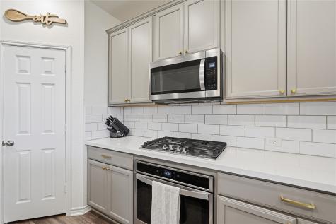 960 Tule Drive Aubrey TX 76227