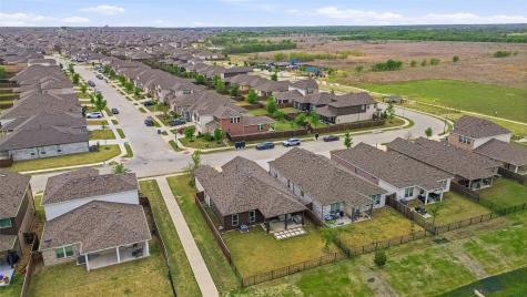 960 Tule Drive Aubrey TX 76227