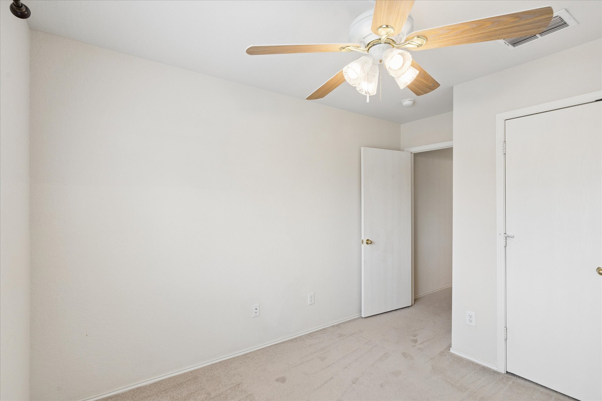 2736 Ensenada Lane Fort Worth TX 76108