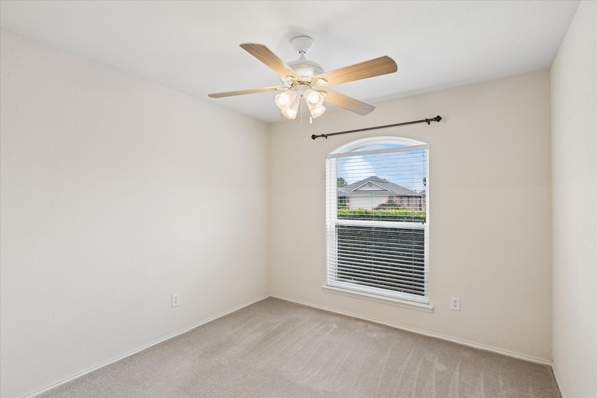 2736 Ensenada Lane Fort Worth TX 76108
