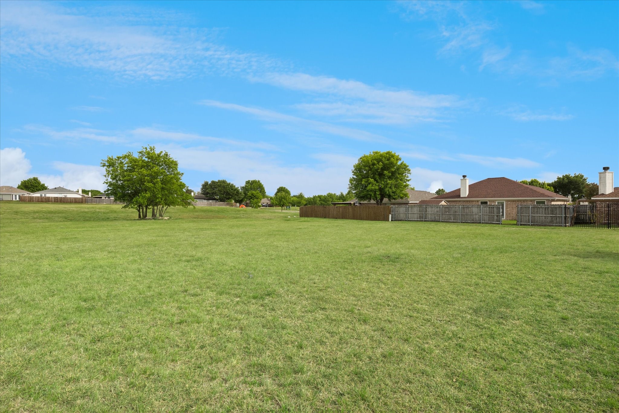 2736 Ensenada Lane Fort Worth TX 76108